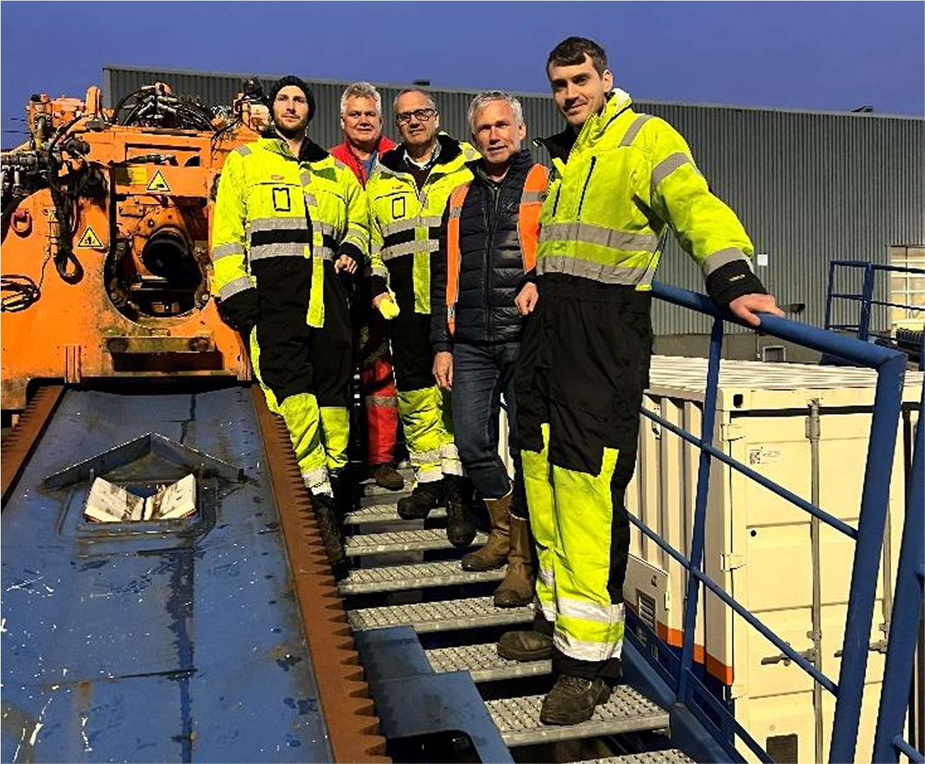 NRB teamet på jobb.